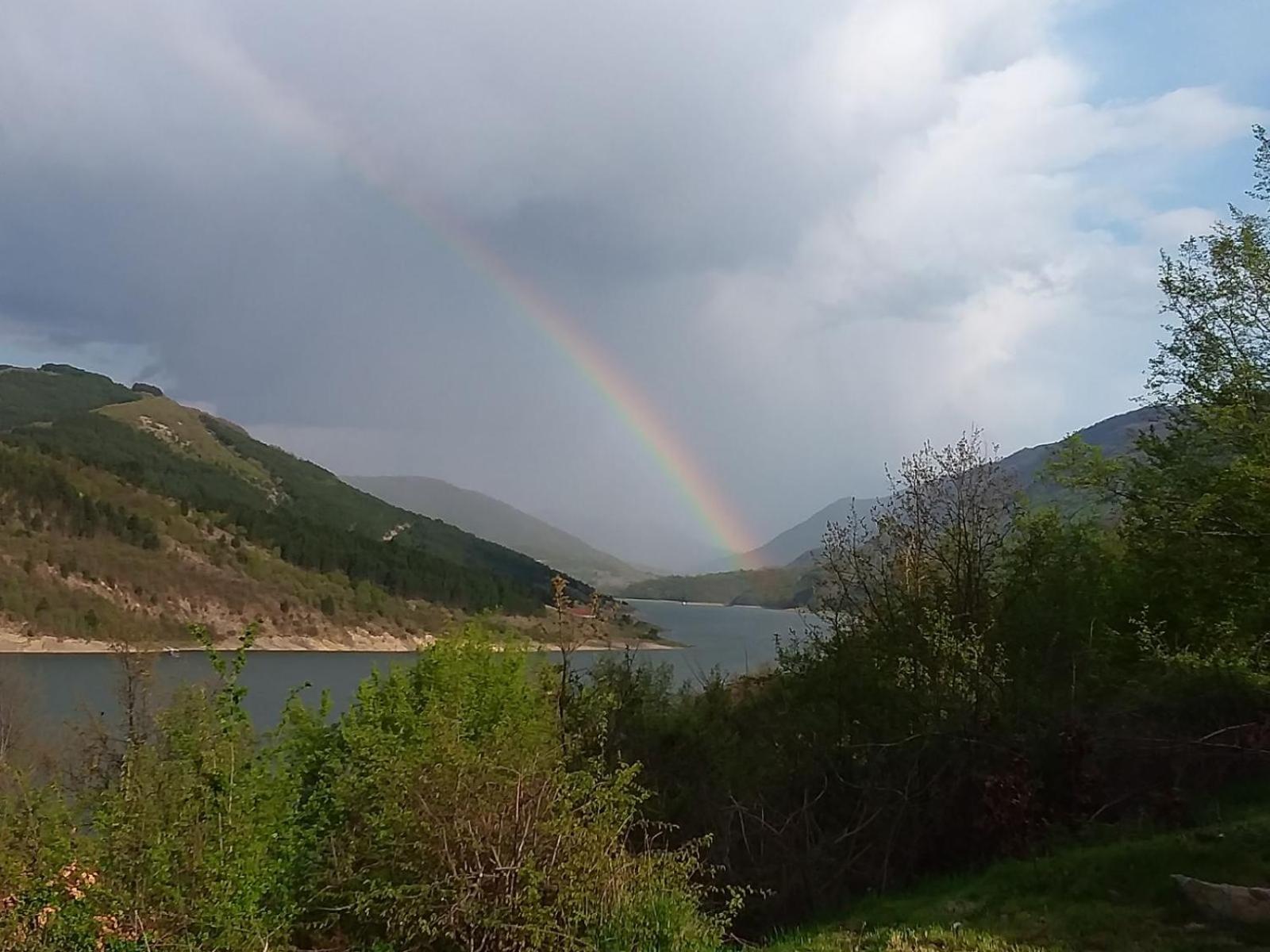 Zavojsko Jezero - Vila Jezero ปิโรต์ ภายนอก รูปภาพ
