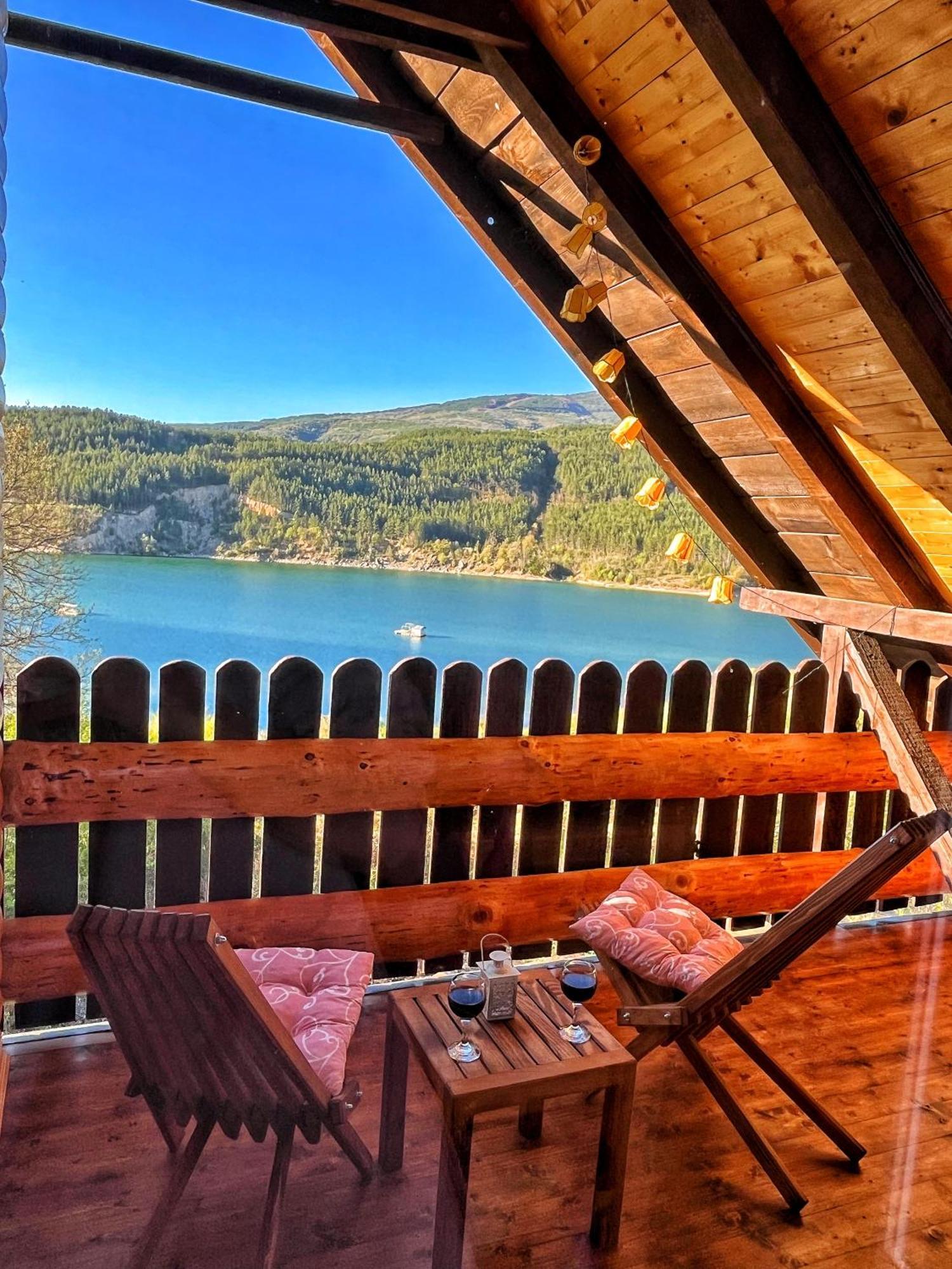 Zavojsko Jezero - Vila Jezero ปิโรต์ ภายนอก รูปภาพ