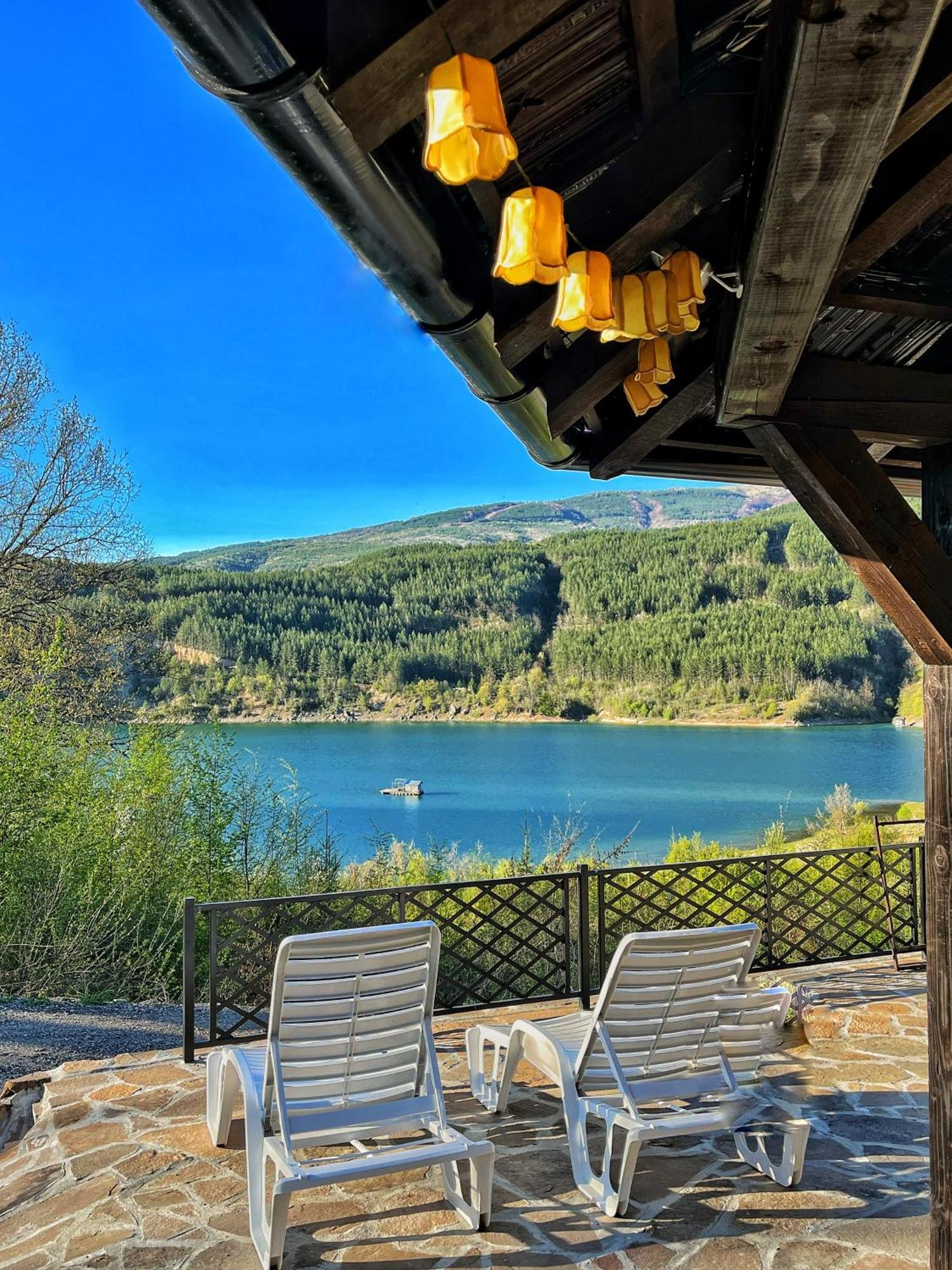 Zavojsko Jezero - Vila Jezero ปิโรต์ ภายนอก รูปภาพ